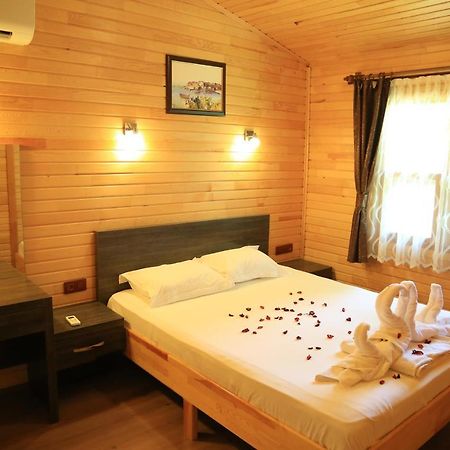 Tunays Pansiyon Cirali Exterior foto