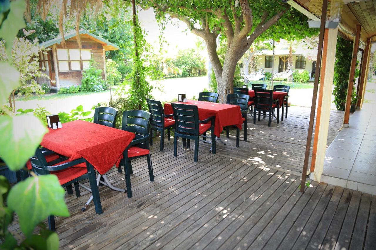 Tunays Pansiyon Cirali Exterior foto