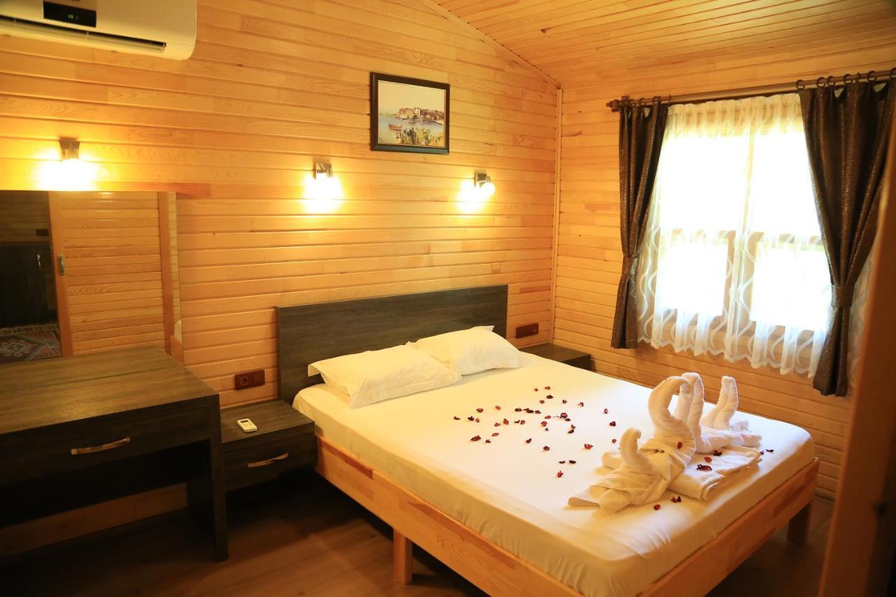 Tunays Pansiyon Cirali Exterior foto